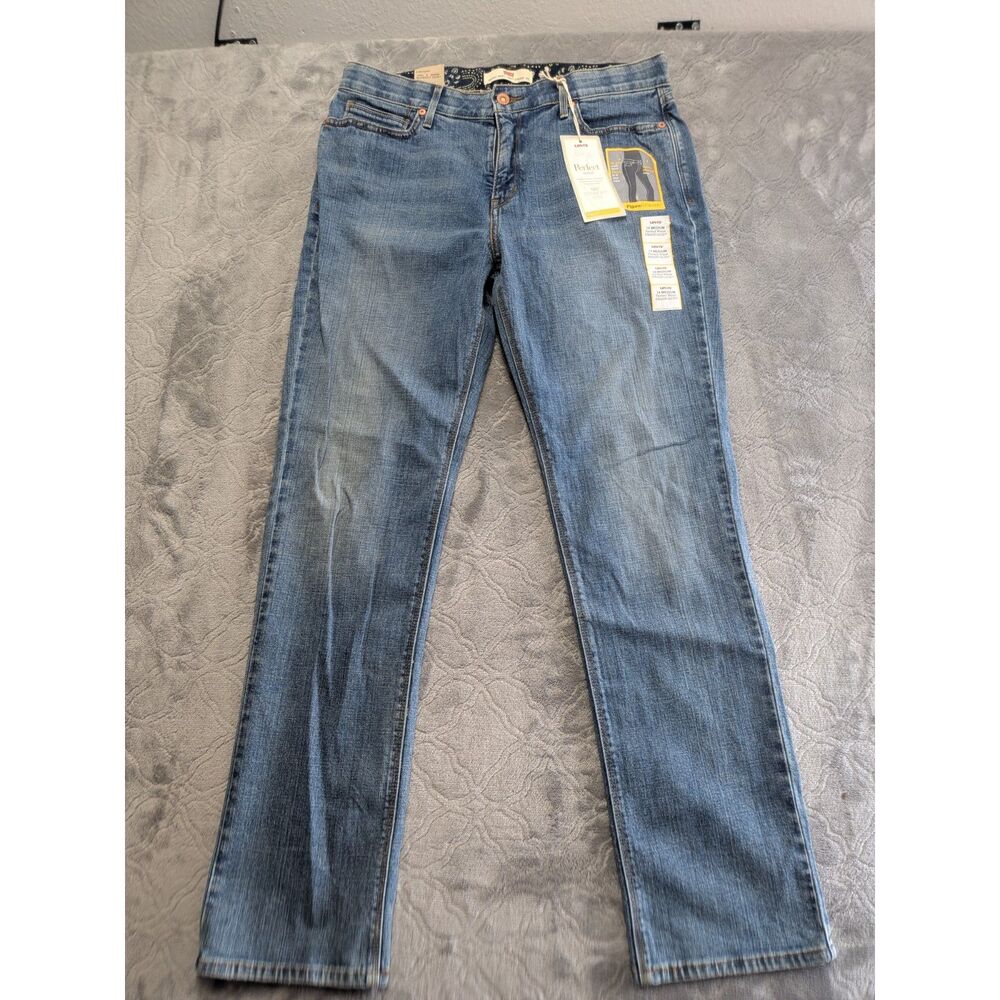 Levi’s 525 Perfect Waist Jeans Women’s 14 Medium Straight Leg NWT Blue
